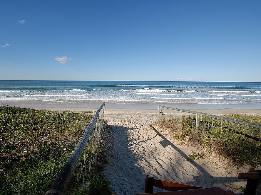 Shaz Maisons Holiday Apartments Gold Coast Exterior photo